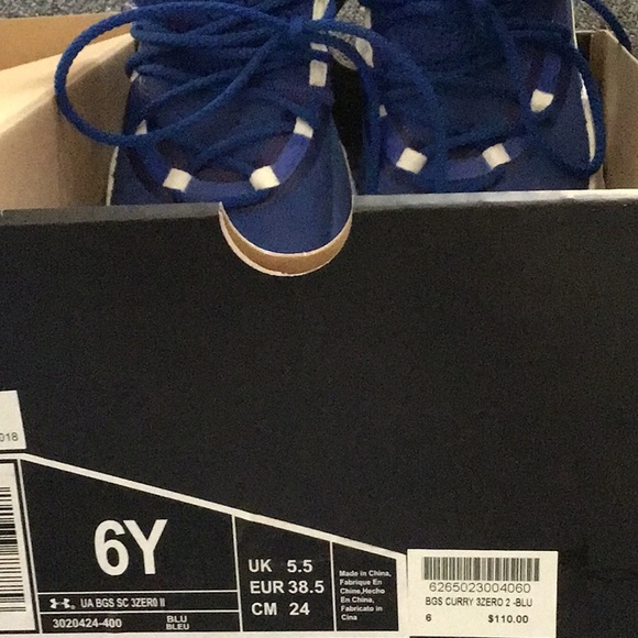 CURRY’s Under Armour basketball runners - Picture 4 of 8